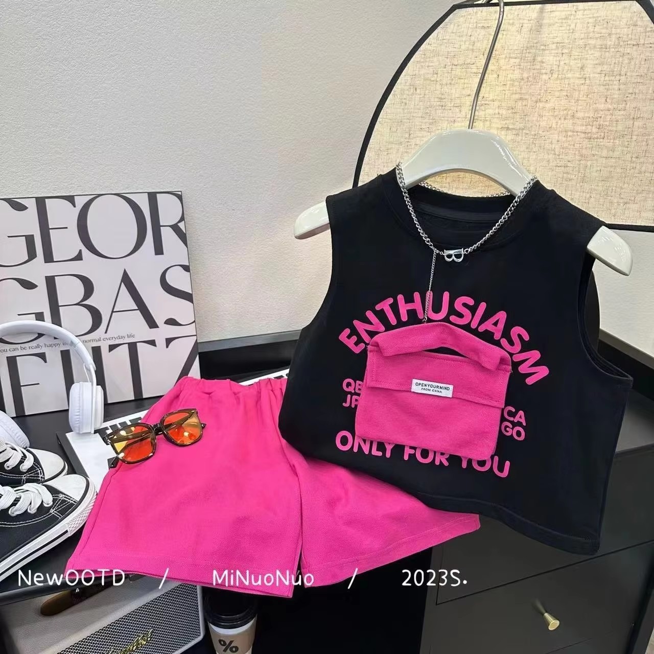 Conjunto Deportivo de 2 Piezas - Baby Clothing Drawing reseña y precio